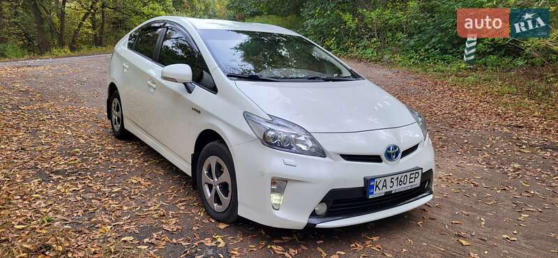 2012 toyota prius