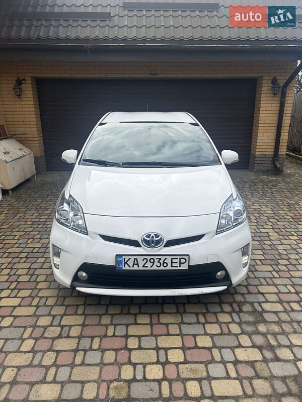 2012 toyota prius