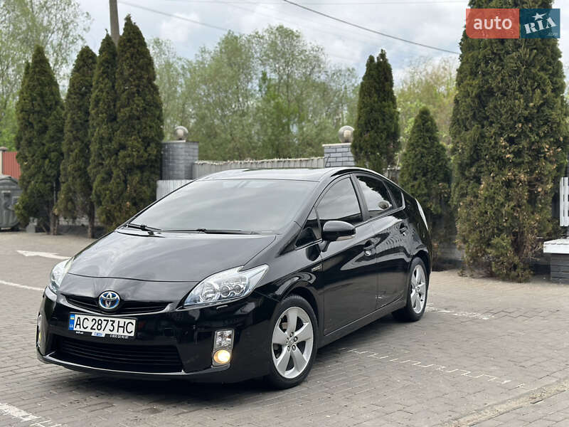 2010 toyota prius