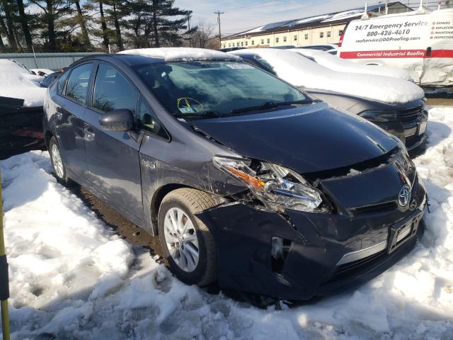 2012 toyota prius plug