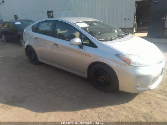 2013 toyota prius plug-in