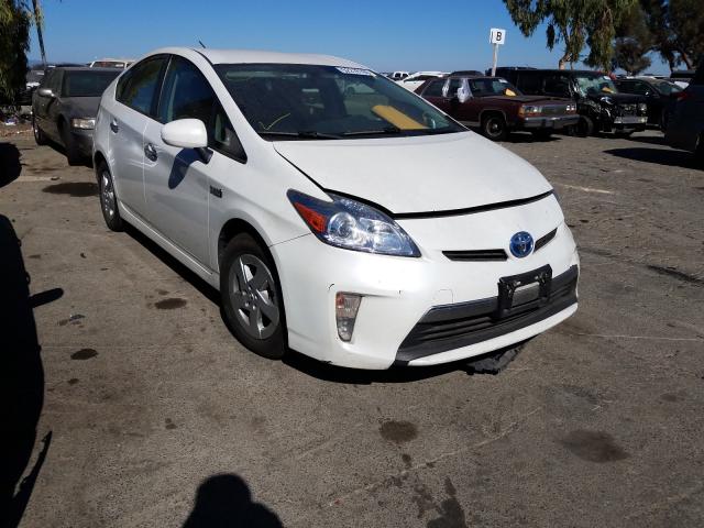 2013 toyota prius plug