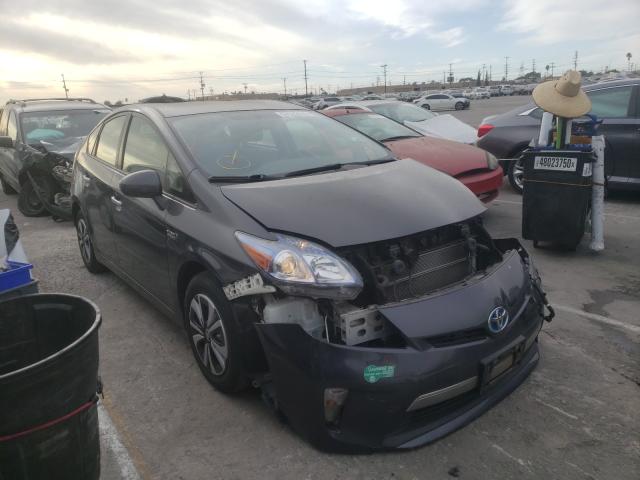 2015 toyota prius plug