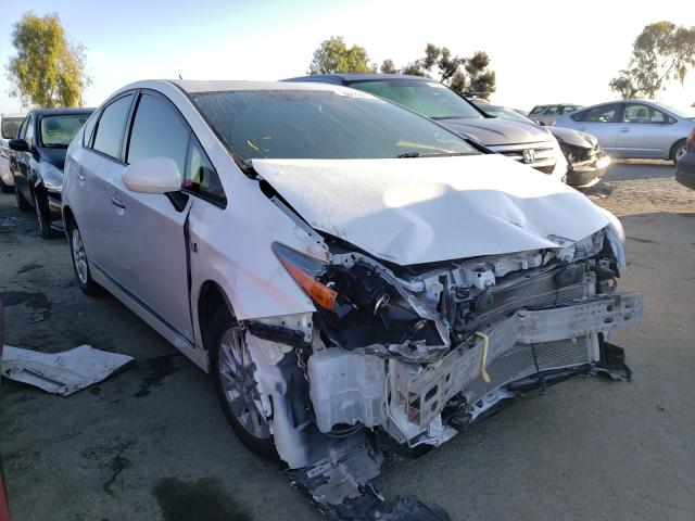 2013 toyota prius plug