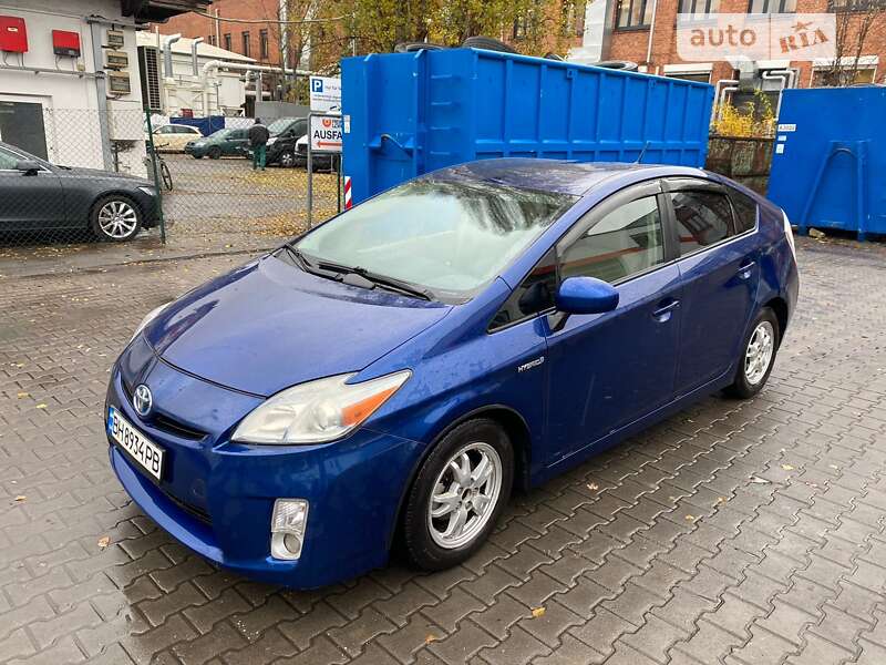 2010 toyota prius