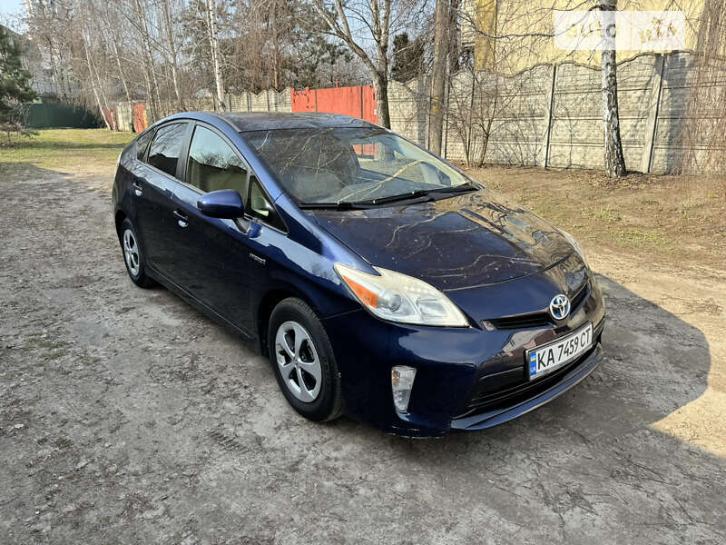 2012 toyota prius