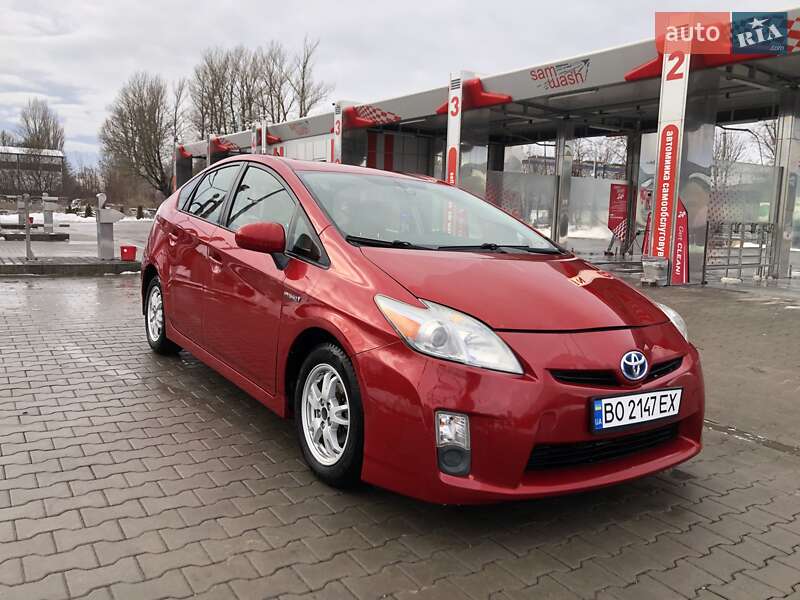 2011 TOYOTA Prius