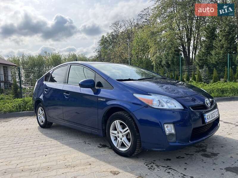 2011 toyota prius