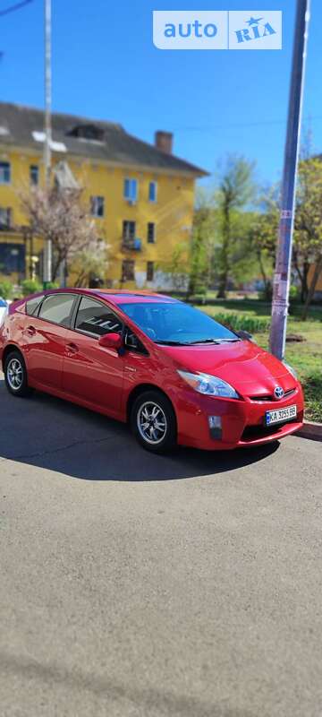 2011 toyota prius