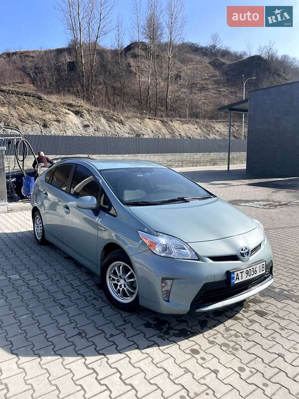 2013 toyota prius