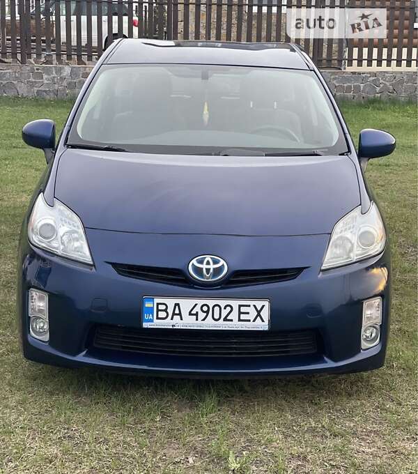 2010 toyota prius