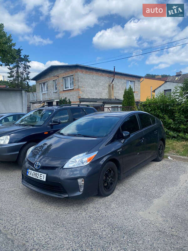 2013 toyota prius
