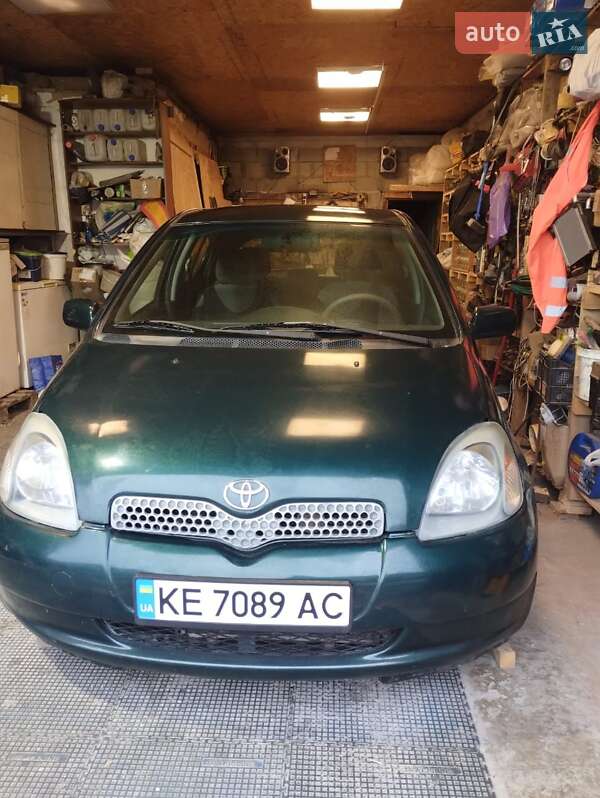 1999 toyota yaris