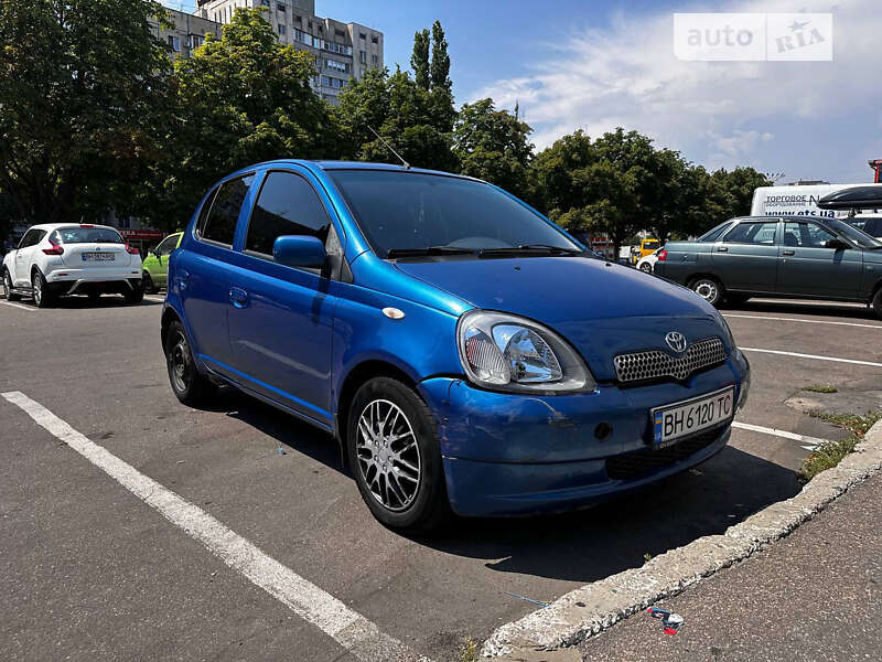 1999 toyota yaris