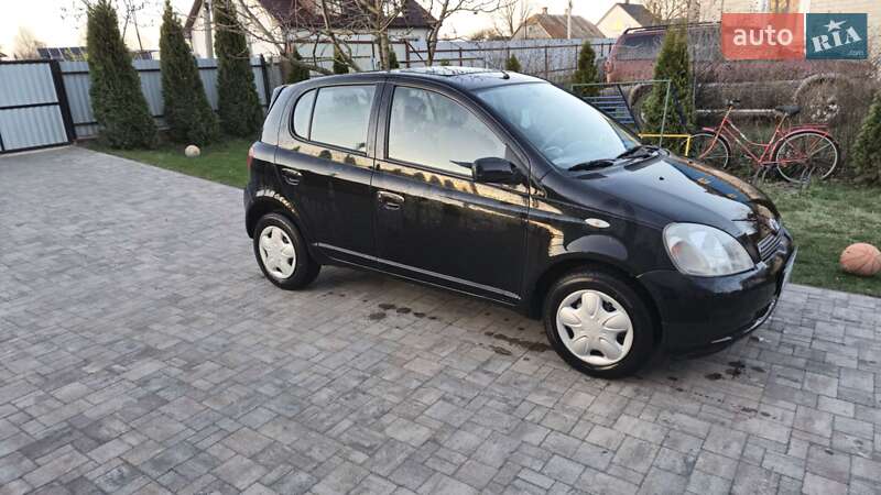 2001 toyota yaris