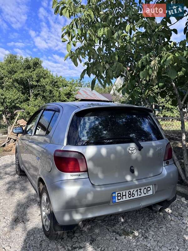 2001 toyota yaris