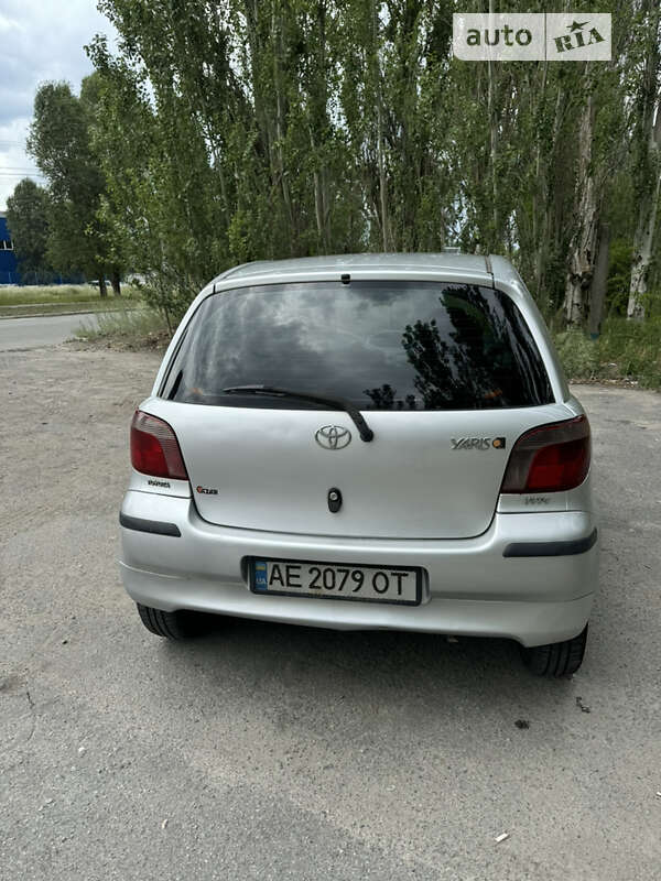2001 toyota yaris