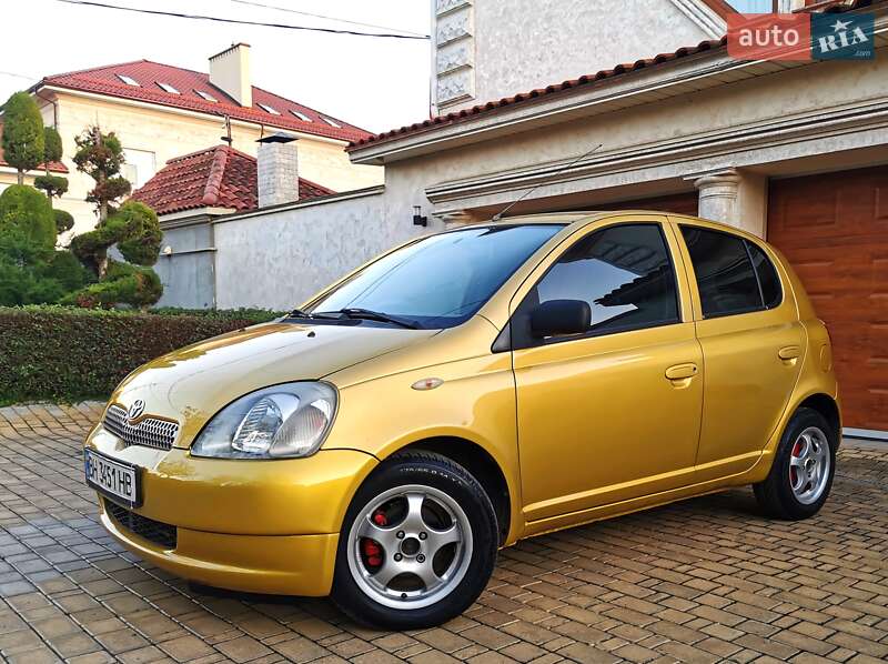 2002 toyota yaris