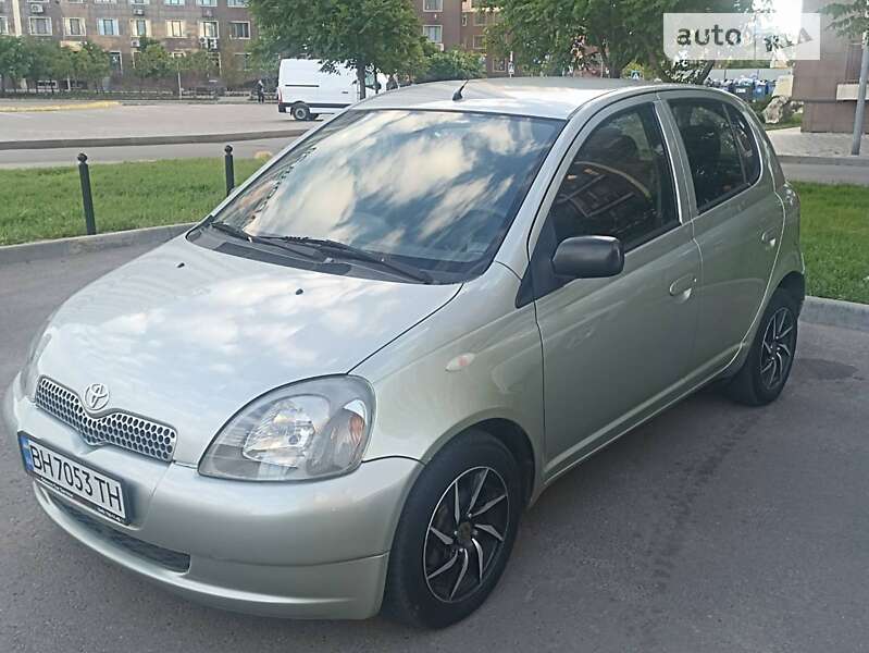 2001 toyota yaris