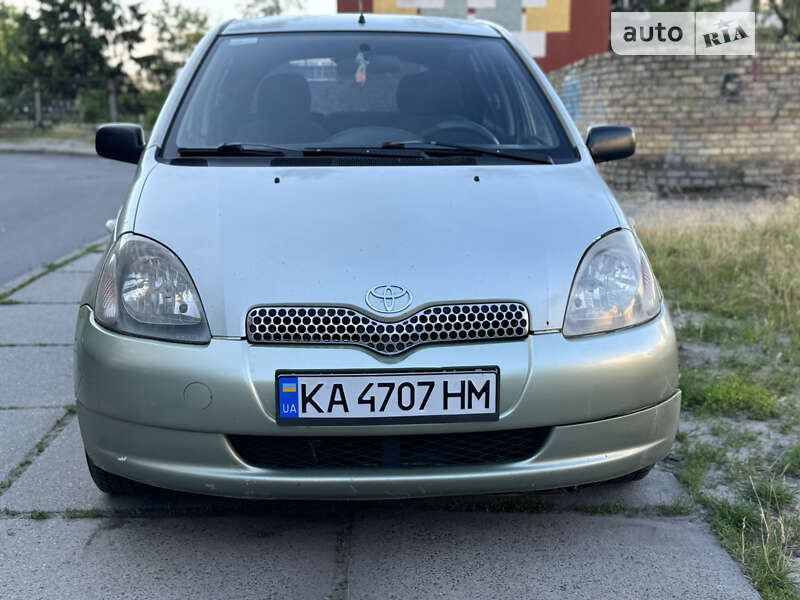 2002 toyota yaris