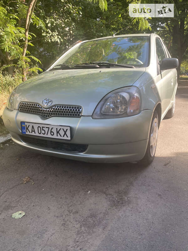 2001 toyota yaris