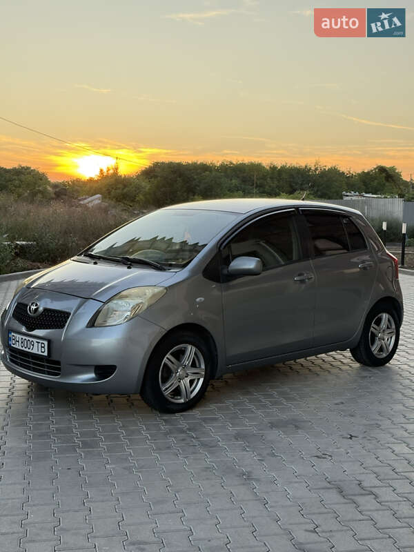 2007 toyota yaris