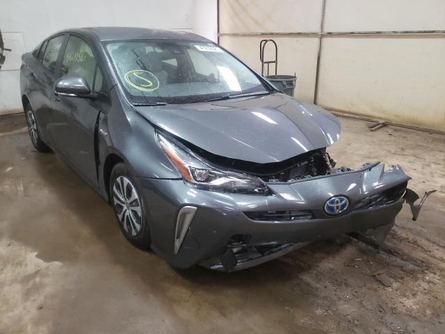 2021 toyota prius le