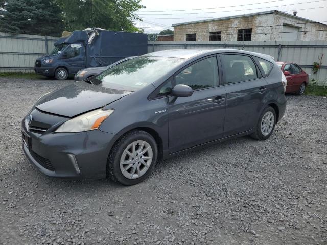 2013 toyota prius v
