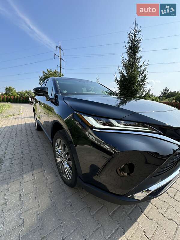 2021 toyota venza