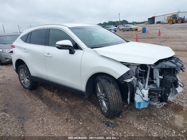 2021 toyota venza