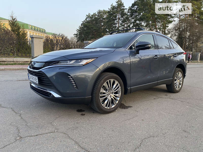 2021 toyota venza