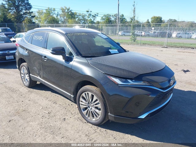 2022 toyota venza