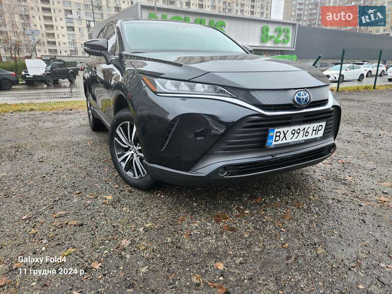 2021 toyota venza