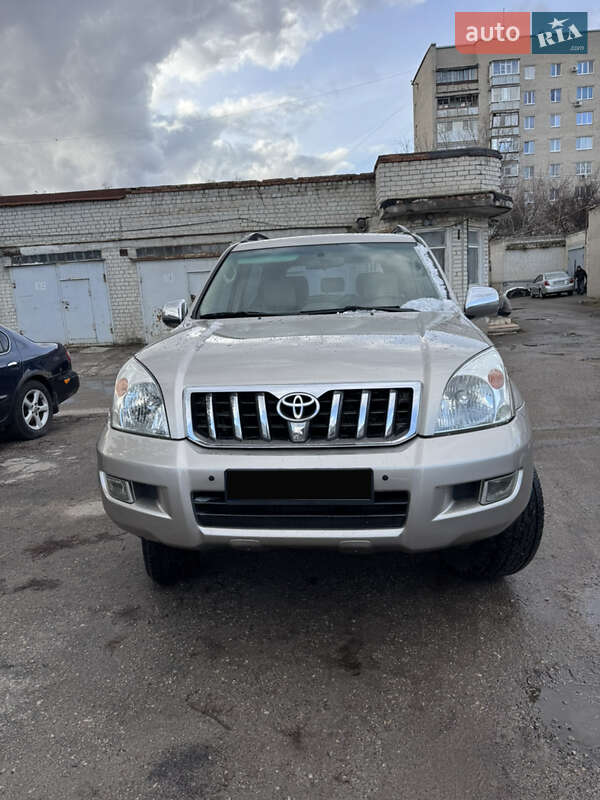 2003 toyota prado