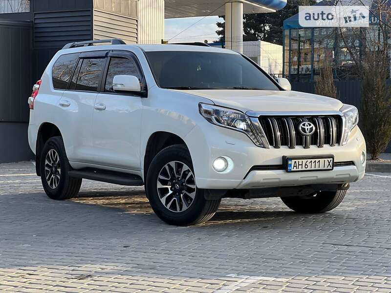 2014 toyota land cruiser