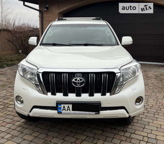 2014 toyota land cruiser prado