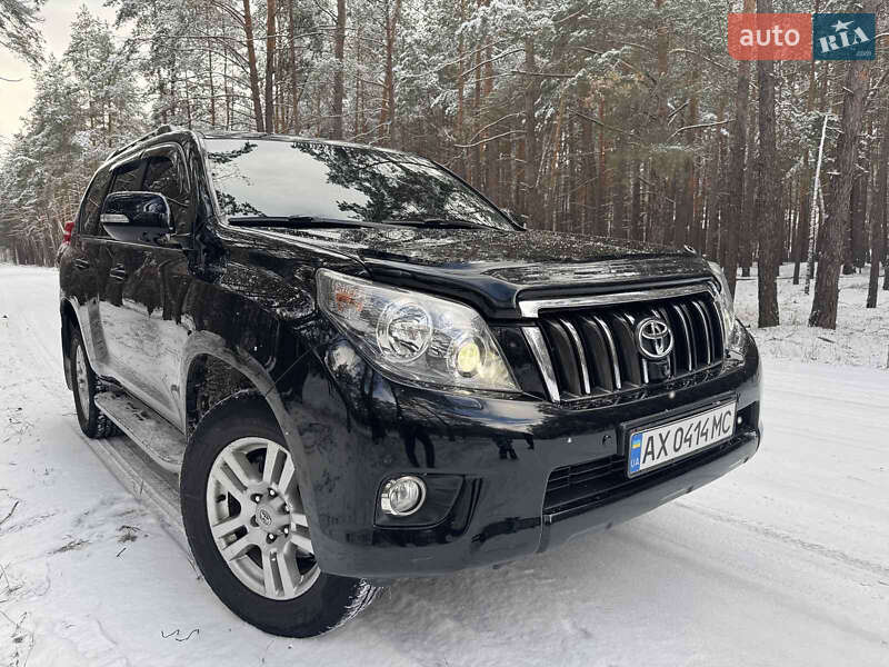 2011 toyota land cruiser 150