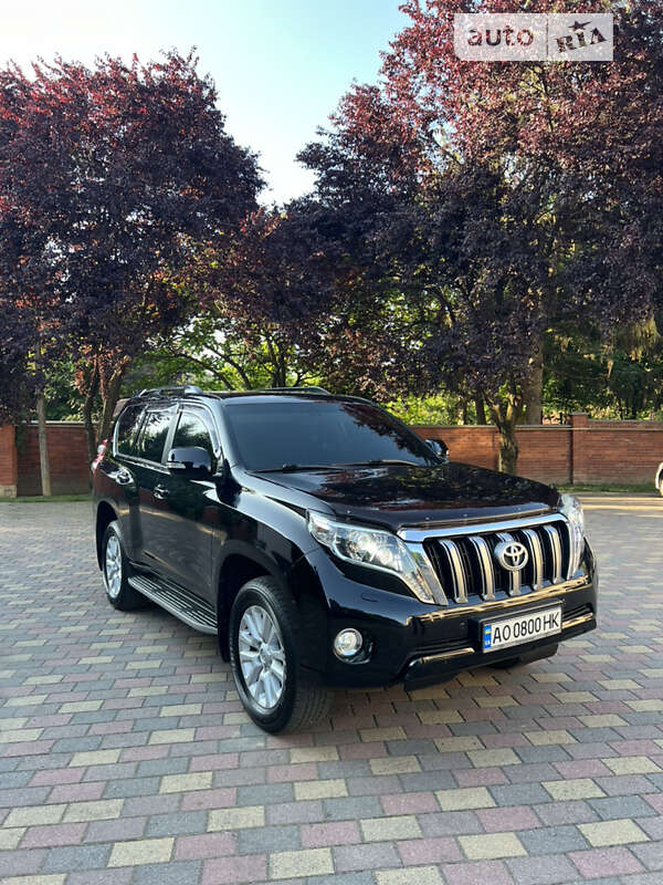 2013 toyota land cruiser prado 150
