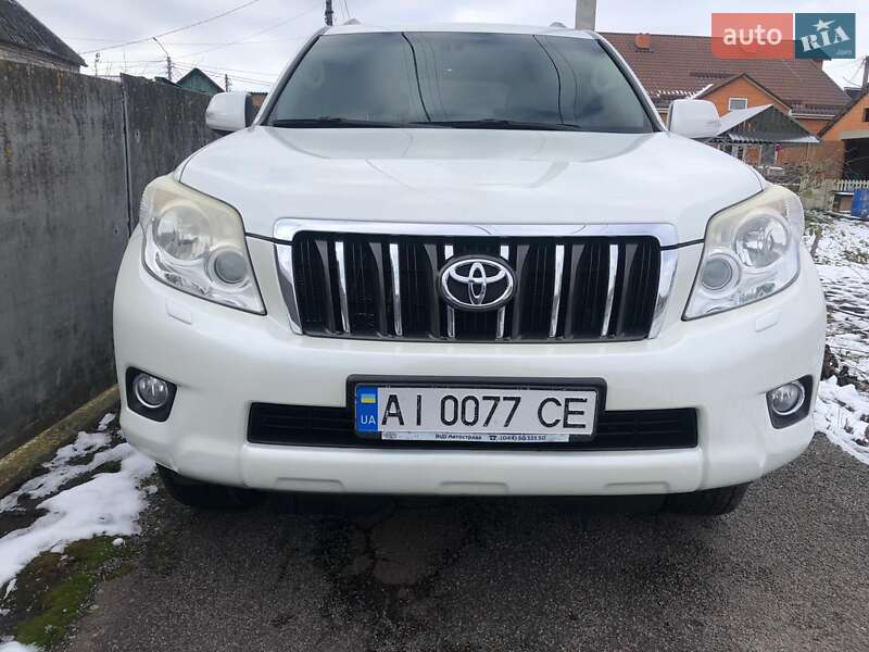 2013 toyota land cruiser prado