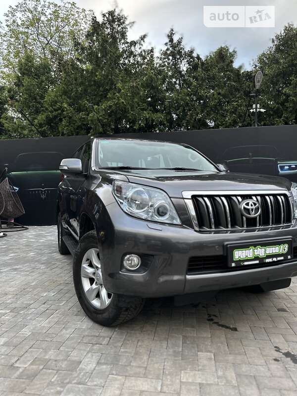 2013 toyota land cruiser prado 150