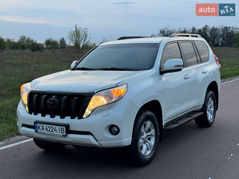 2013 toyota land cruiser prado 150