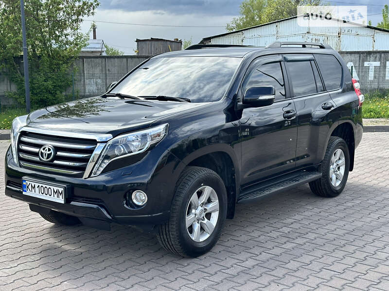2013 toyota land cruiser 150