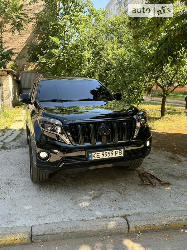 2013 toyota land cruiser prado 150