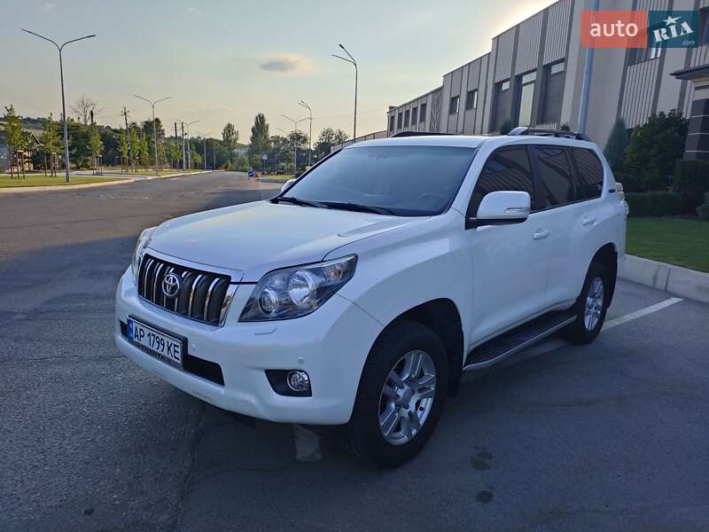 2012 toyota land cruiser 150