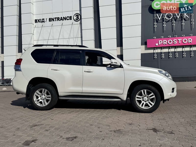 2013 toyota land cruiser prado 150