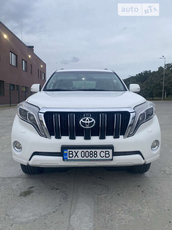 2014 toyota land cruiser prado