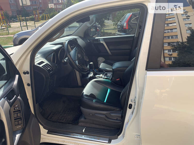 2011 toyota land cruiser prado 150
