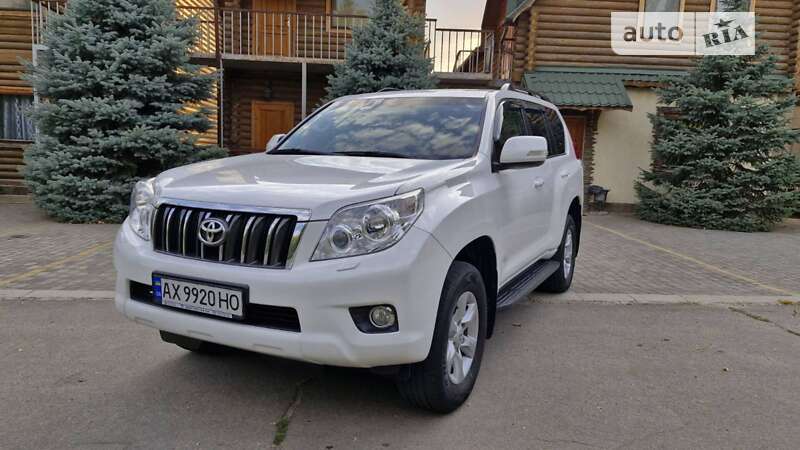 2013 toyota land cruiser prado 150