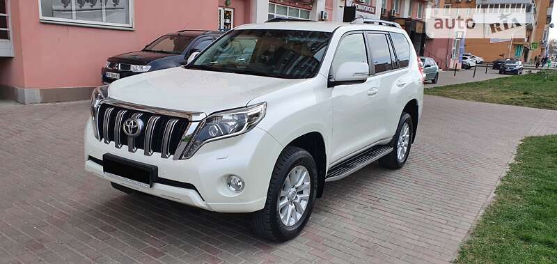 2013 toyota land cruiser prado
