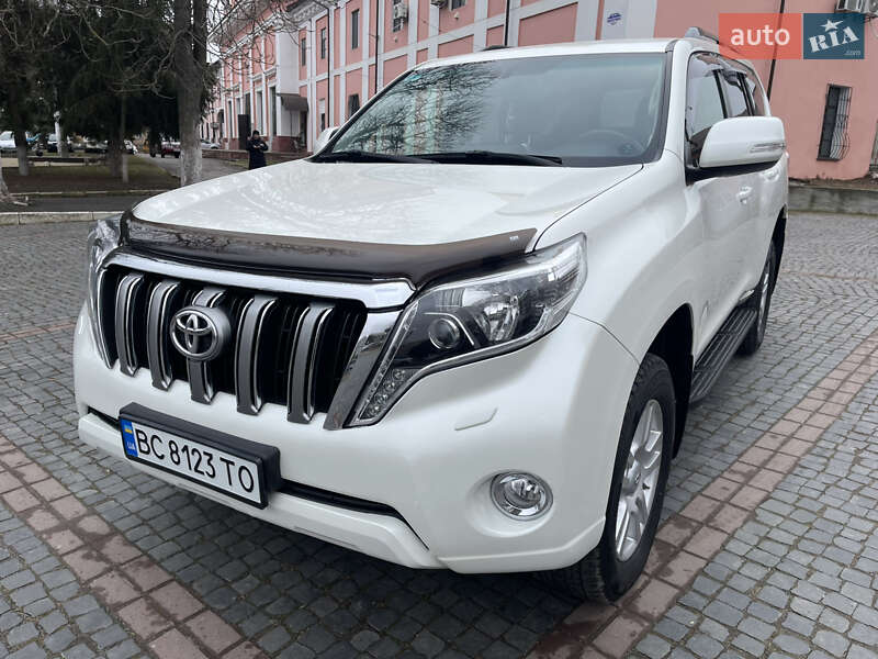 2013 toyota land cruiser prado